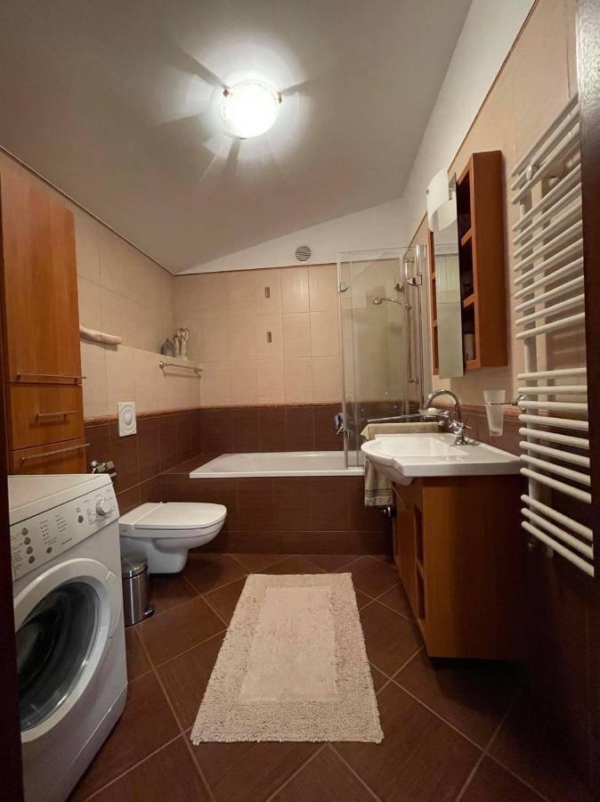 Antresola Zeta Park Apartment *